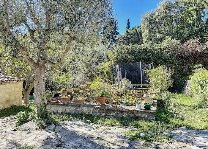 Charming Villa With Pool, Ideal Family Holiday Saint-Paul-de-Vence