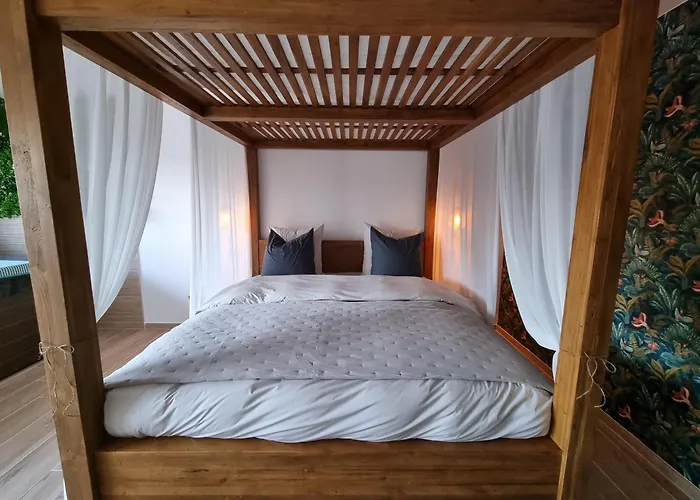 Le Cocoon - Jacuzzi, Sauna et Piscine privée Carpentras