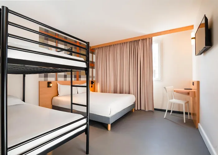 Hotéis perto de Museu Nacional Marc Chagall