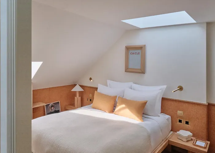 Elysée Montmartre Hotel Paris