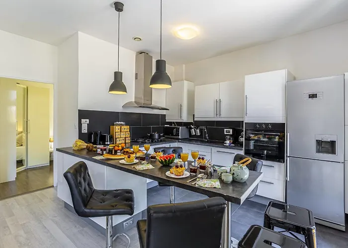 Boutique My Casa - Guisol - Typical Nice 3 Bedroom Ac Near Port
