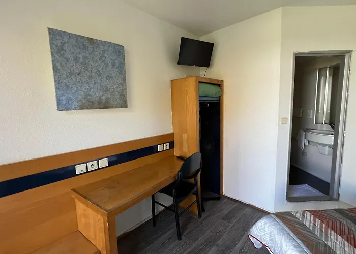 Hotel Macon Nord, Ex Charme En Maconnais