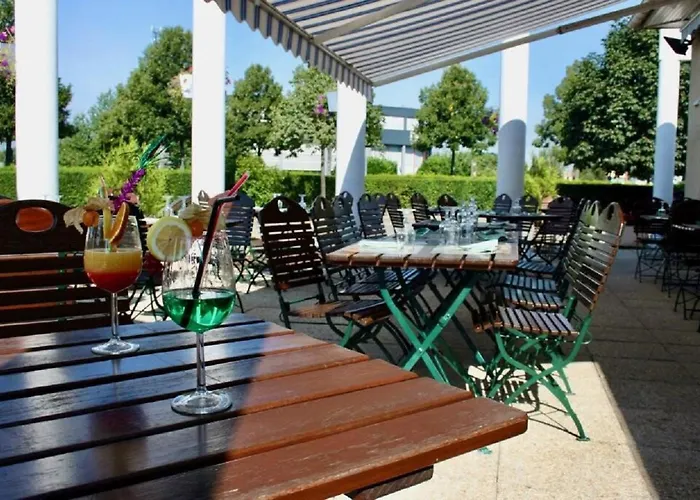Hotel Les Colonnes Strasbourg Zenith à Eckbolsheim