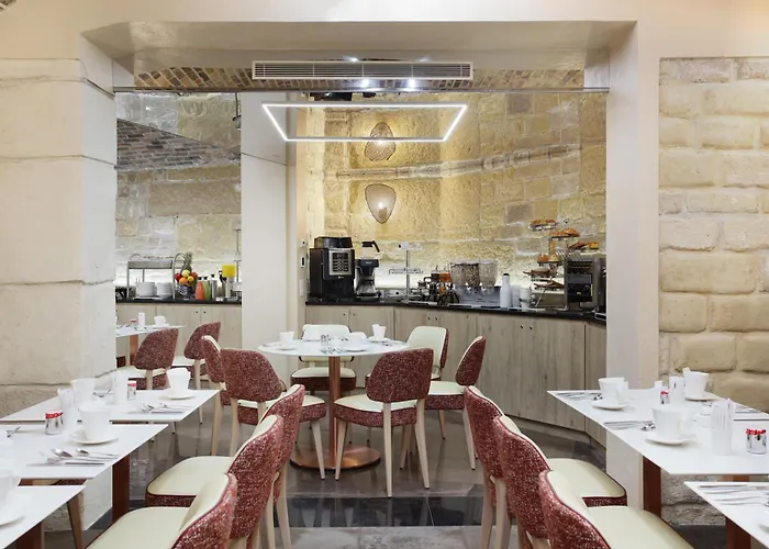 Grand Hotel Saint Michel Paris