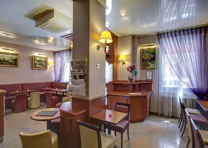 Hotel Vivaldi Puteaux