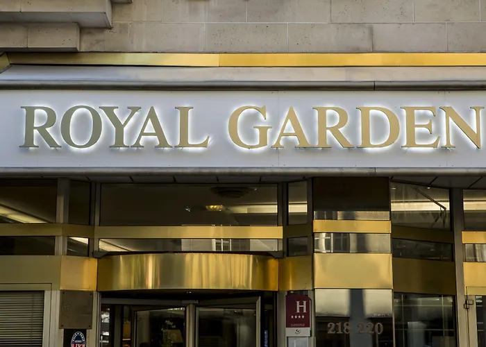 Royal Garden Champs-Élysées Paris