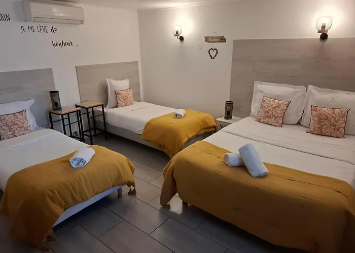 Boutique Hôtel Le Medieval - Parking- Accueil vélo Aigues-Mortes
