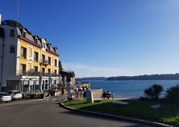 Hôtel De La Vallée Dinard