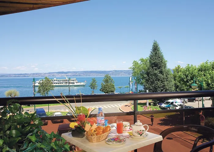 Hotel Le Littoral Évian-les-Bains