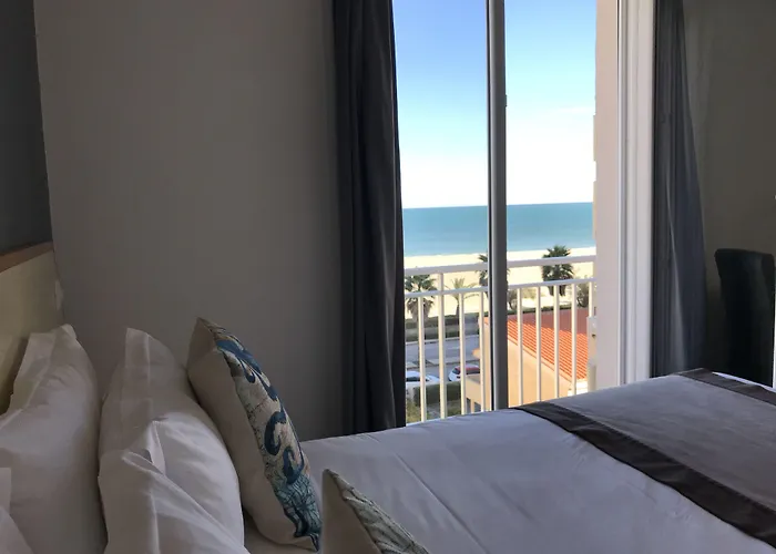 Le Regina Hôtel et restaurant Canet-plage