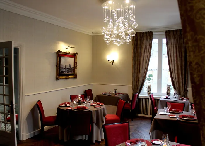 Logis Hôtel Restaurant La Breche Amboise
