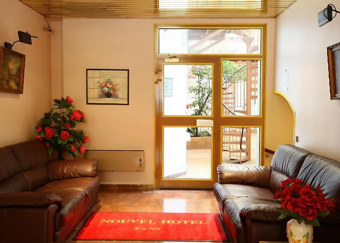 Nouvel Hotel Paris 18
