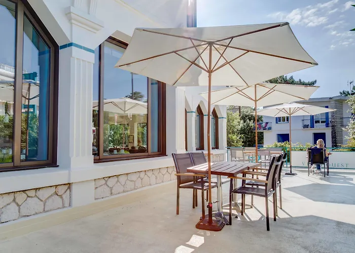 The Originals Boutique Hôtel La Villa Ouest&Spa Saint-Palais-sur-Mer