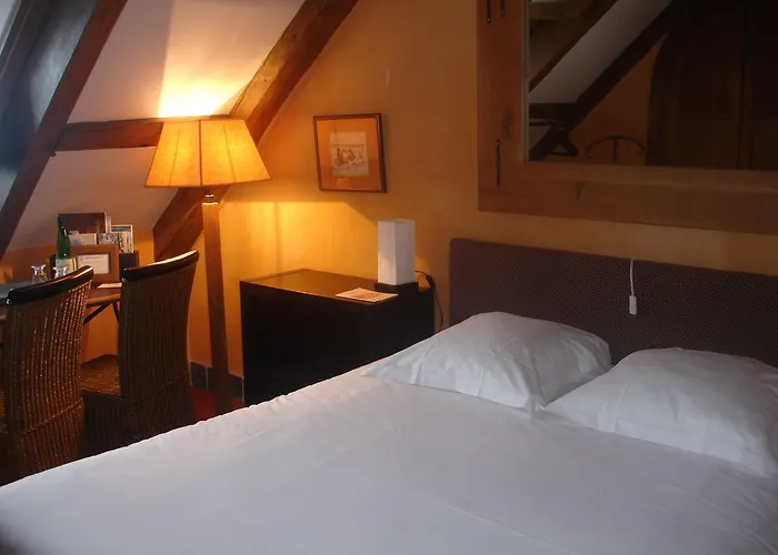 Citadelle Vauban Hotel Musee Le Palais