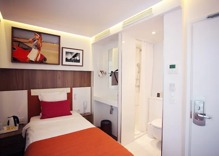 Hôtel Eiffel Turenne Paris