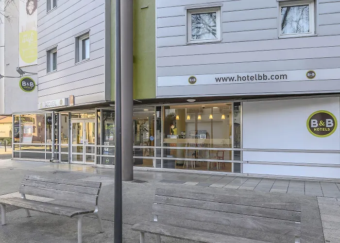 B&B Hotel Nimes Centre Arenes
