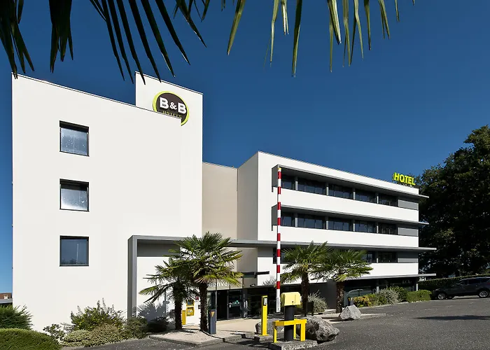 B&B HOTEL Pau Zénith