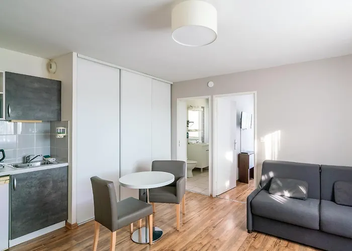 Sejours & Affaires Caen Le Clos Beaumois