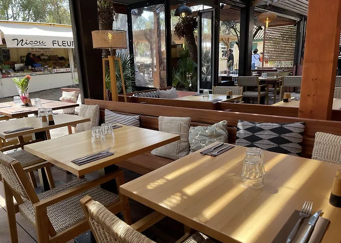 Hotel L'Oustaou De Porquerolles