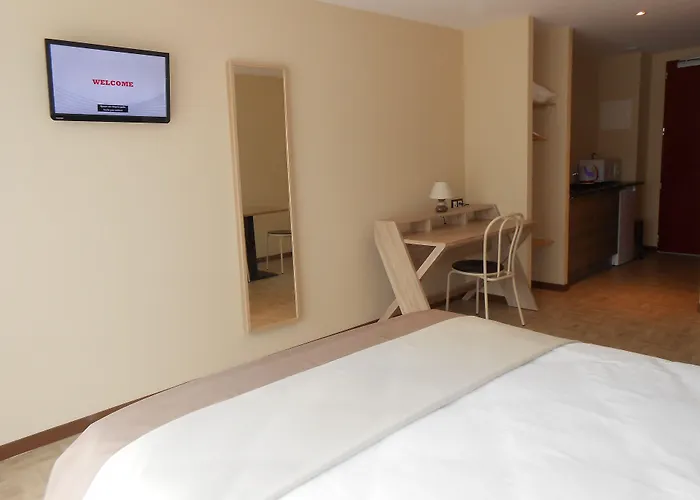 Hotel La Pause à Évreux
