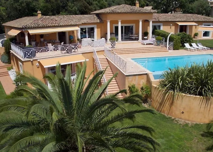 Hotel La Tarentane Grimaud