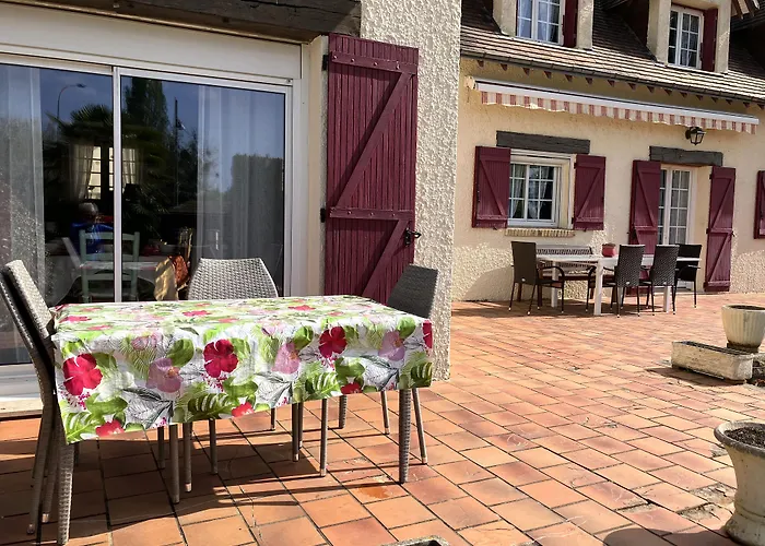Hotel La Noisetiere à Noyers-sur-Cher