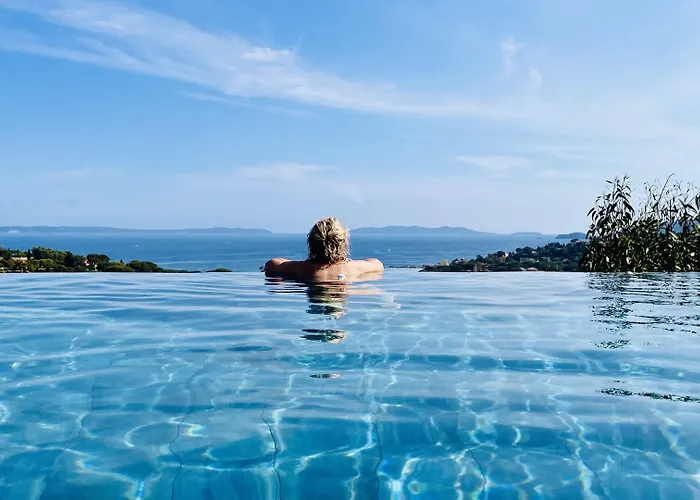 Villa Thalassa Art' B&B Le Lavandou