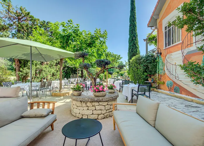 Hotel Le Blason de Provence Monteux