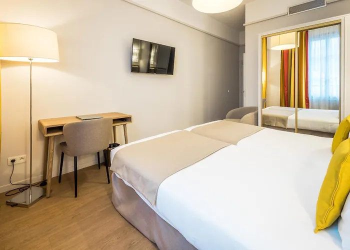 Hotel con viste meravigliose a Mentone