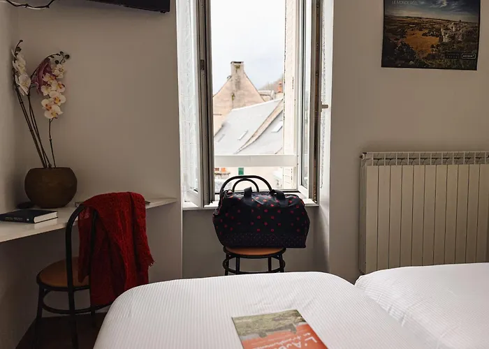 Hôtel des Voyageurs Saint-Chély-dʼAubrac
