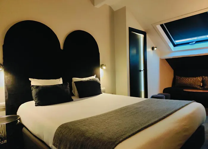 Hotel Noir Parigi