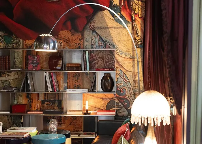 Hotel du Petit Moulin Paris