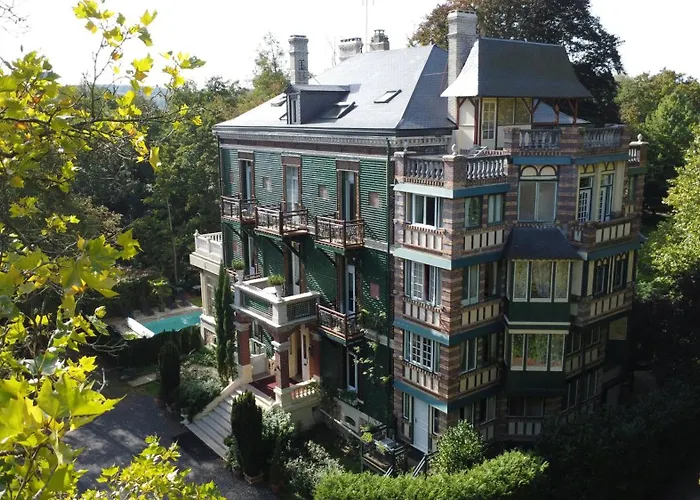 Belle Isle Sur Risle - Chateau Hotel&Spa Pont-Audemer