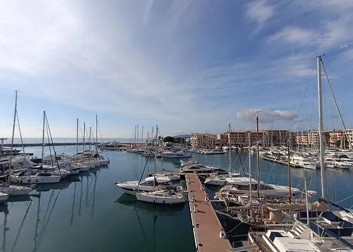 Apartment Port Quietude-1 By Interhome Fréjus