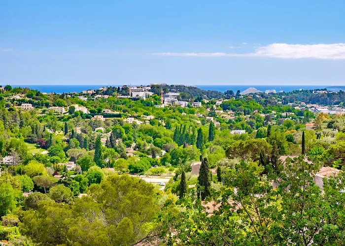 Bas De Villa, Piscine, 3 Etoiles Saint-Paul-de-Vence mit Pool