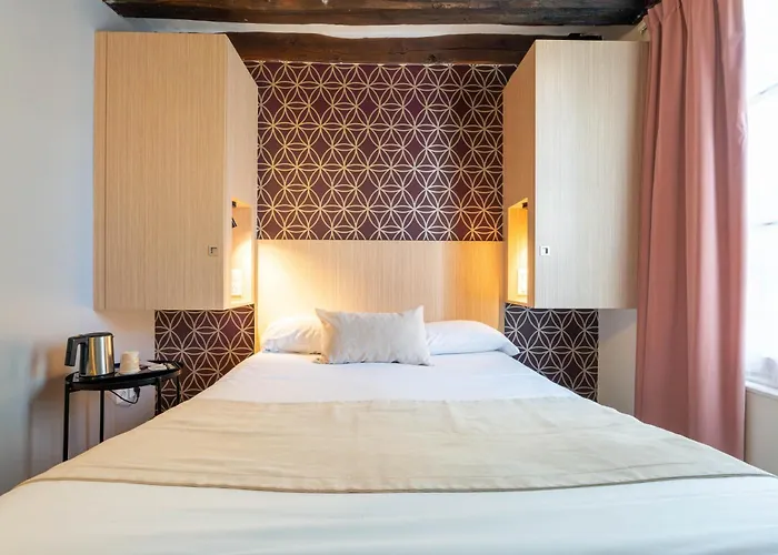 Hotel Le Blason Amboise