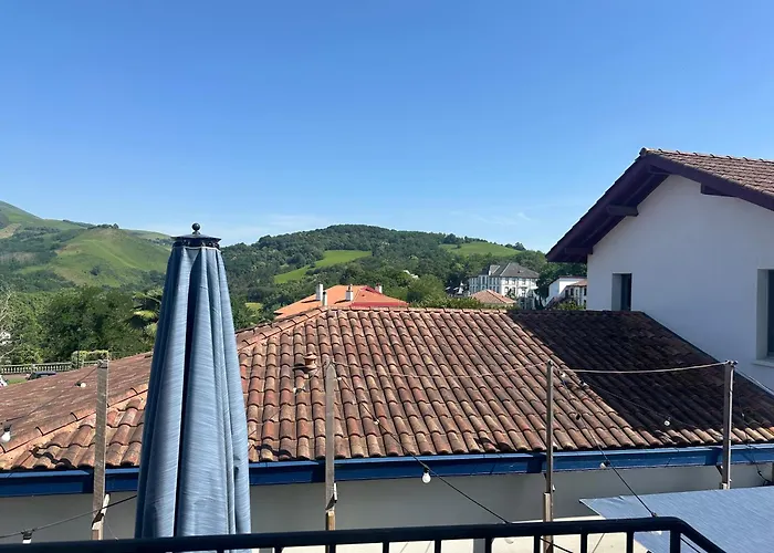 Hôtel Logis Laurent Rodriguez Cambo-les-Bains
