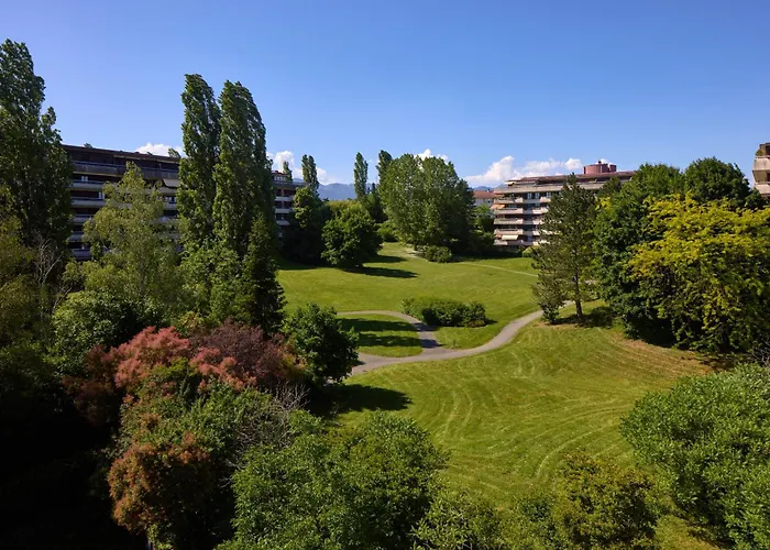 Zenitude Swiss Apparthotels Ferney-Voltaire