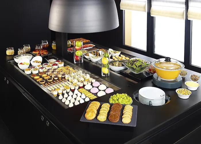 Hotel Campanile Livry-Gargan