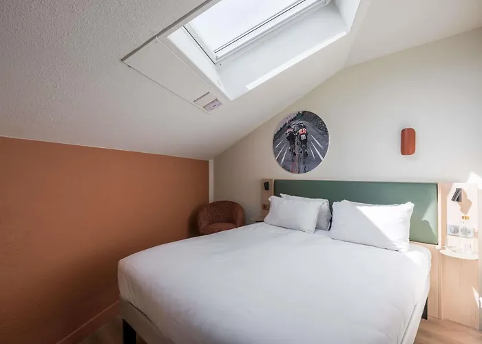 Hotel Novel Restaurant La Mamma Annecy
