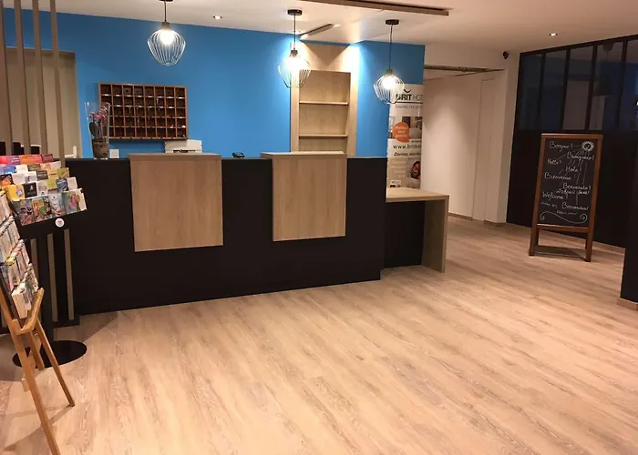 Brit Hotel Salon de Provence