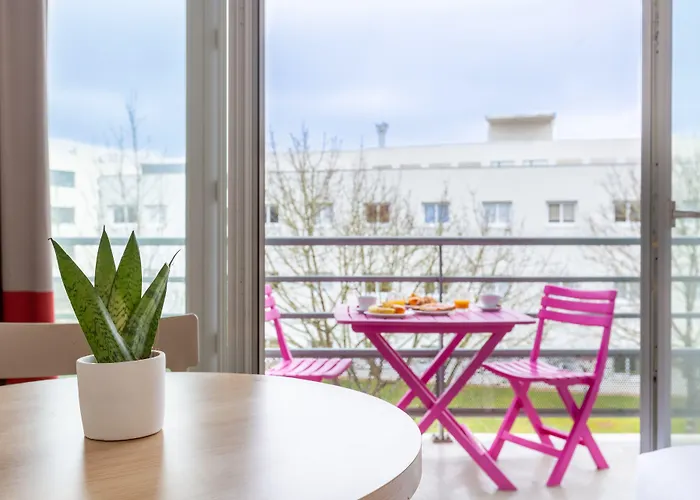 Zenitude Hôtel-Résidences Le Mans Novaxis