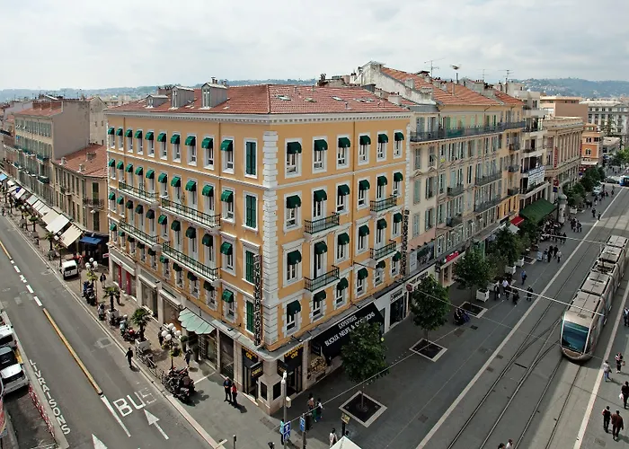 Hôtels à côté de Avenue Jean Médecin