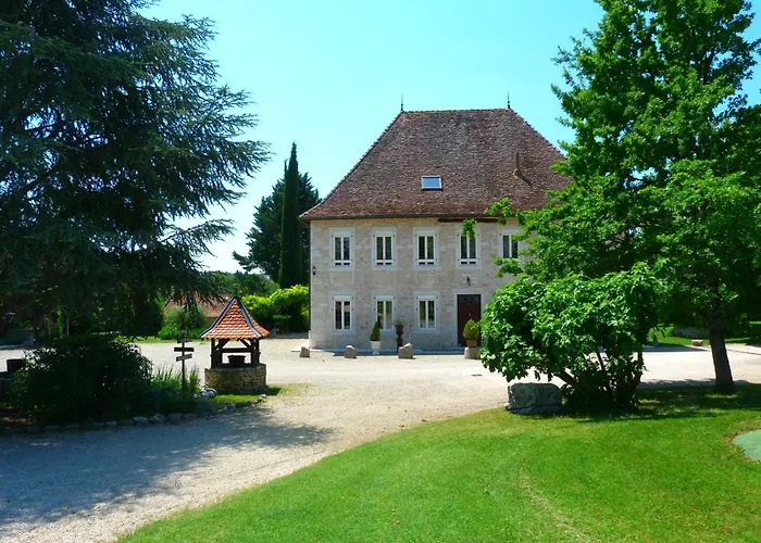 Bed and Breakfast Domaine du Manoir à Les Avenières