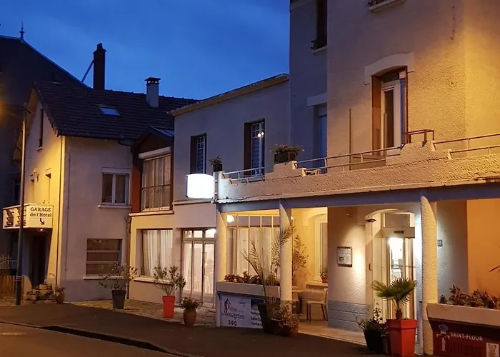 Hotel Les Messageries à Saint-Flour 