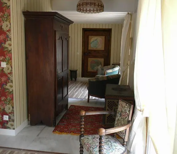 Hotel les arbousiers à Céret