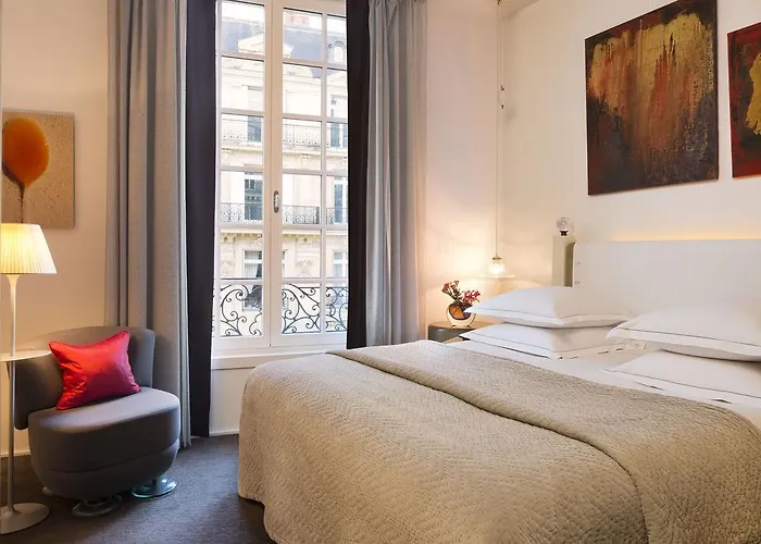 Pershing Hall Paris