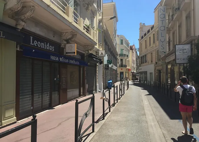 C027-Spacieux & Lumineux Appartement - Centre De Cannes