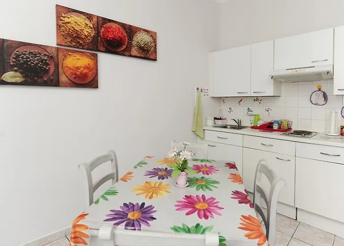 La Romantica Dante Five stars Holiday House Nizza