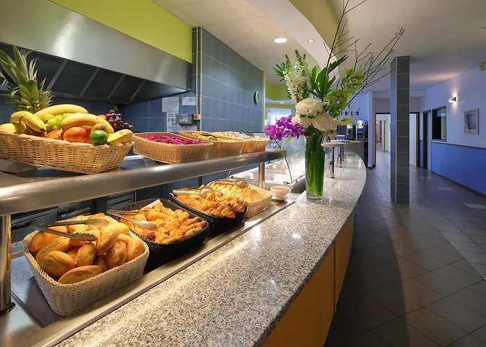 Hotel Cis Paris Maurice Ravel